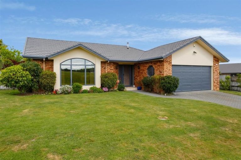 Photo of property in 35 Acacia Bay Road, Nukuhau, Taupo, 3330
