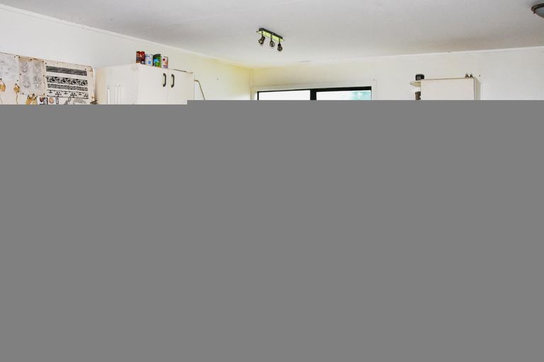 Photo of property in 37 Banks Street, Tolaga Bay, 4077