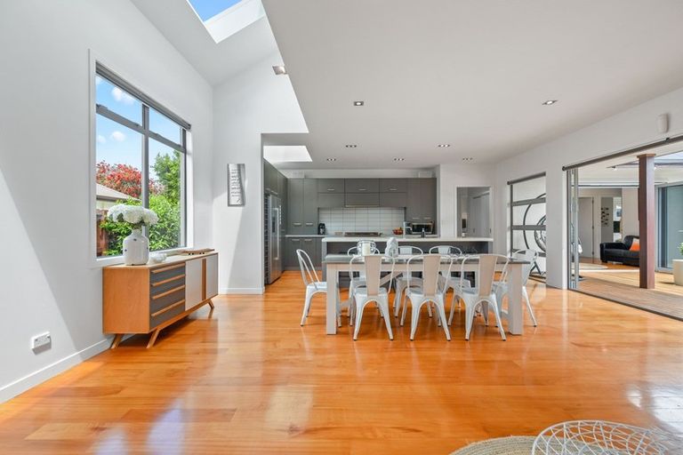 Photo of property in 35 Barrington Drive, Huntington, Hamilton, 3210