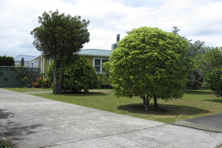 Photo of property in 2 Blenheim Place, Feilding, 4702