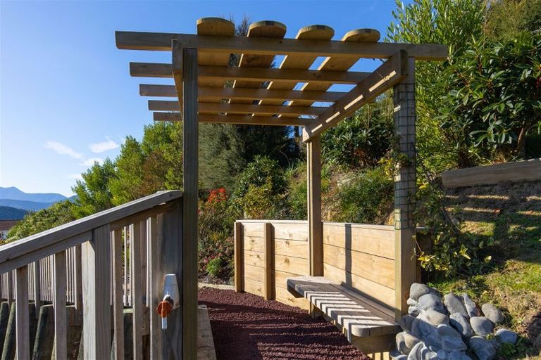 Photo of property in 49 Boons Valley Road, Waikawa, Picton, 7220