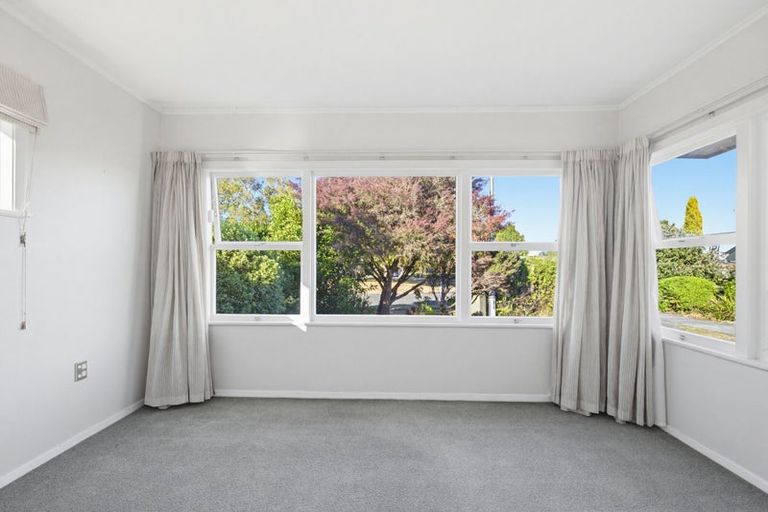 Photo of property in 15 Keats Crescent, Stoke, Nelson, 7011