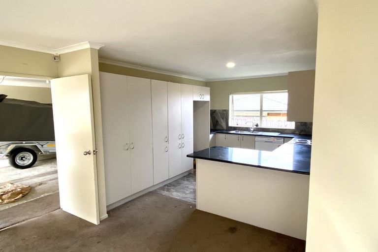 Photo of property in 46 Senator Drive, Manurewa, Auckland, 2105