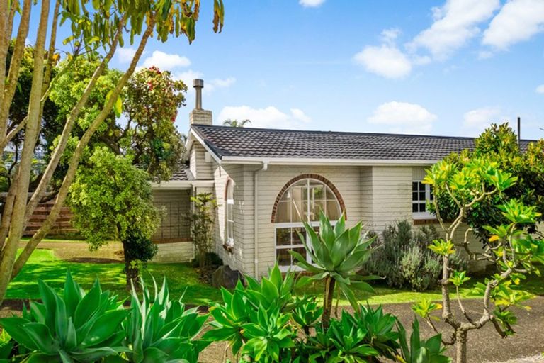 Photo of property in 1/17 Craig Road, Milford, Auckland, 0620