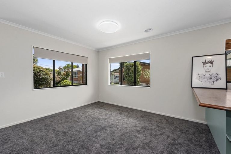 Photo of property in 128a Masters Avenue, Silverdale, Hamilton, 3216