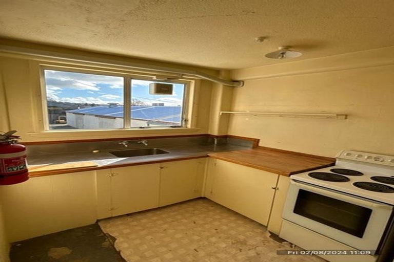 Photo of property in Batchelor Flats, 32 Bowen Street, Feilding, 4702