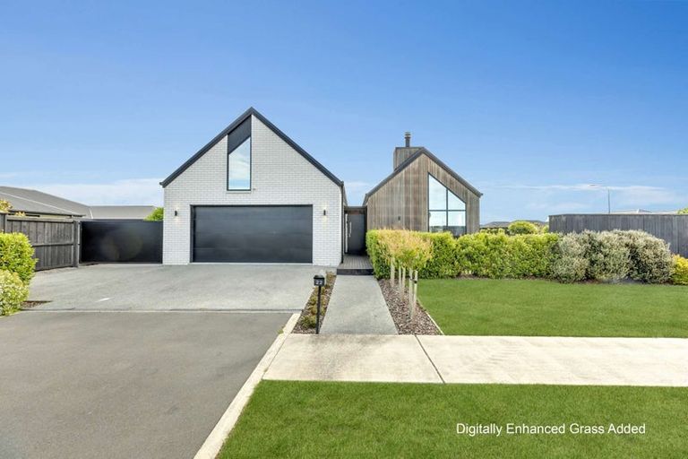 Photo of property in 22 Longcot Drive, Rolleston, 7615