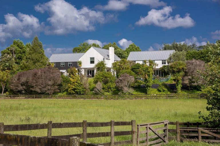 Photo of property in 102 Blackbridge Road, Dairy Flat, Albany, 0794