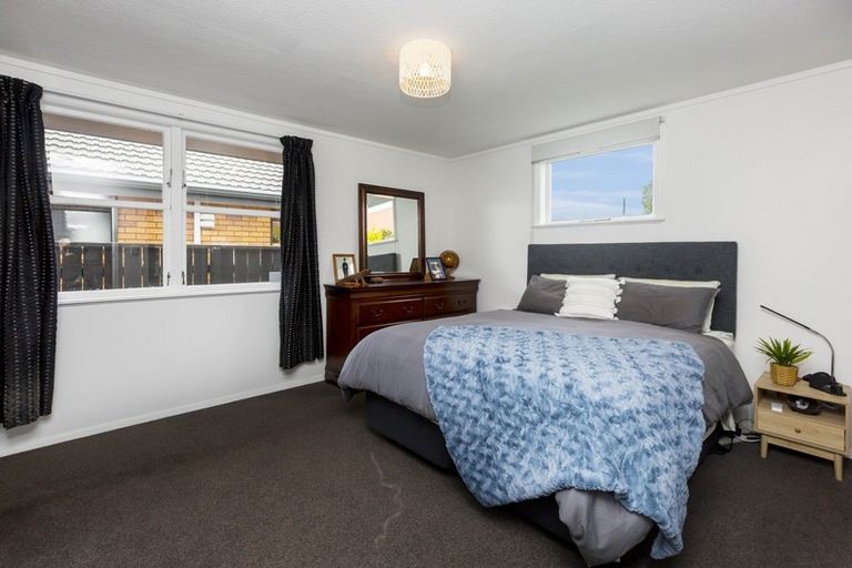 Photo of property in 30a Exchange Street, Ebdentown, Upper Hutt, 5018