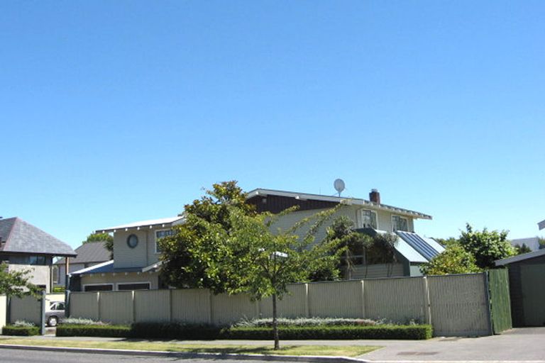 Photo of property in 11 Merivale Lane, Merivale, Christchurch, 8014