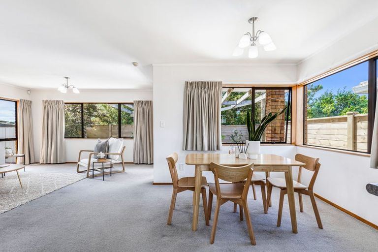 Photo of property in 1/65 Granville Drive, Massey, Auckland, 0614