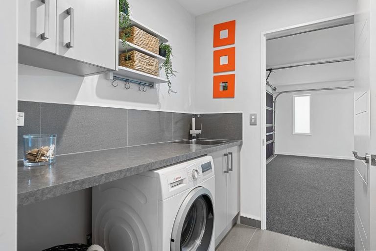 Photo of property in 5 Shona Lane, West Melton, 7618