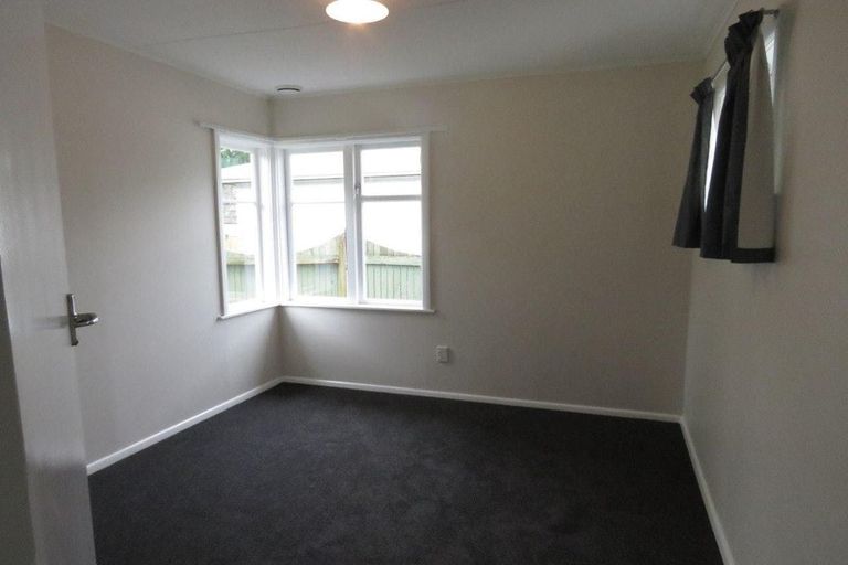 Photo of property in 55 Westminster Road, Wainuiomata, Lower Hutt, 5014