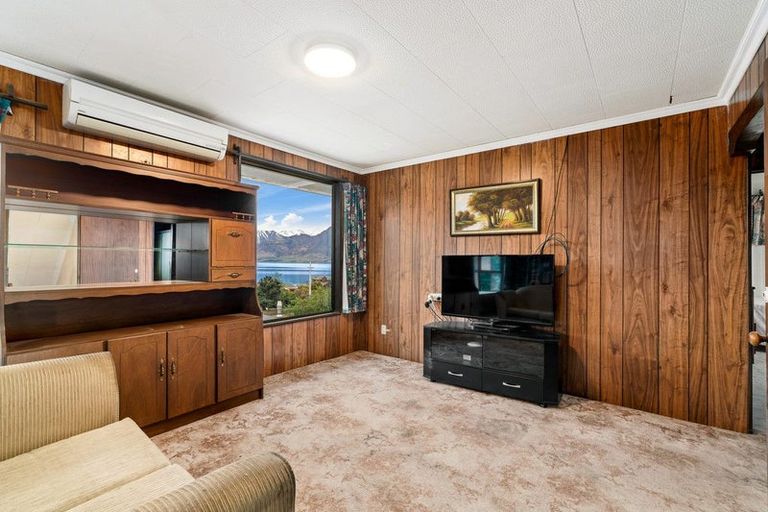 Photo of property in 217 Lakeview Terrace, Lake Hawea, Wanaka, 9382