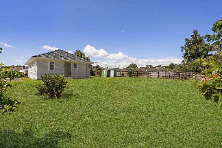 Photo of property in 10 Alamein Place, Pukekohe, 2120