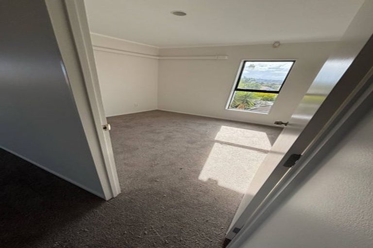 Photo of property in 14 Arrowsmith Drive, Clover Park, Auckland, 2019