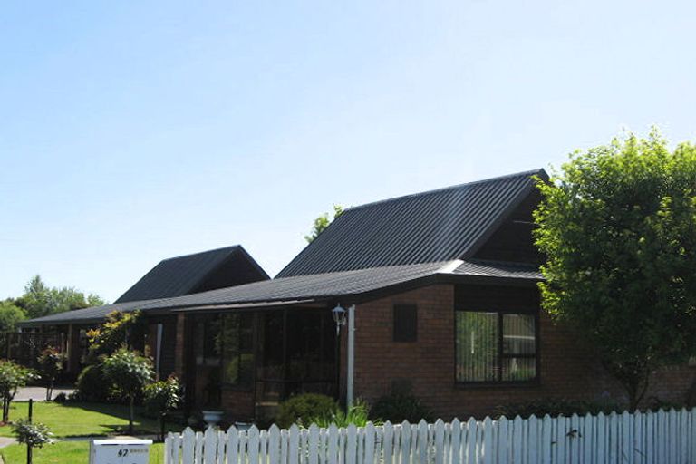 Photo of property in 47b Solomon Avenue, Redwood, Christchurch, 8051