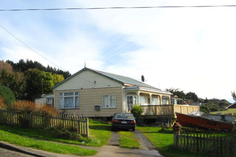 Photo of property in 77 Burrows Street, Bluff, 9814
