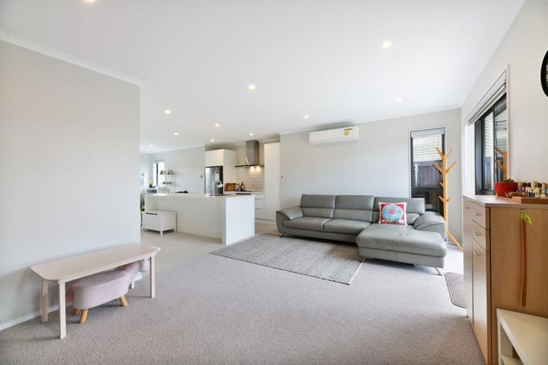 Photo of property in 24 Clark Road, Hobsonville, Auckland, 0616