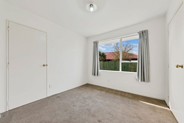 Photo of property in 1/127 Gilberthorpes Road, Hei Hei, Christchurch, 8042
