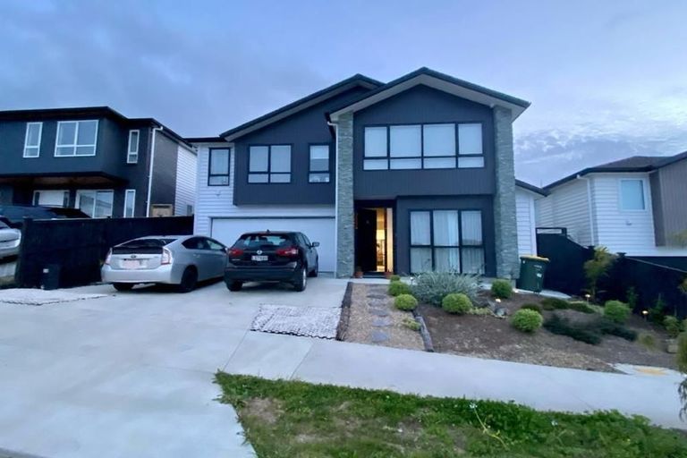 Photo of property in 13 Hing Street, Flat Bush, Auckland, 2019