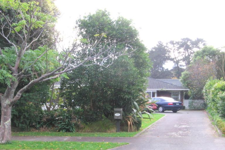 Photo of property in 17 Rosebank Grove, Waikanae, 5036