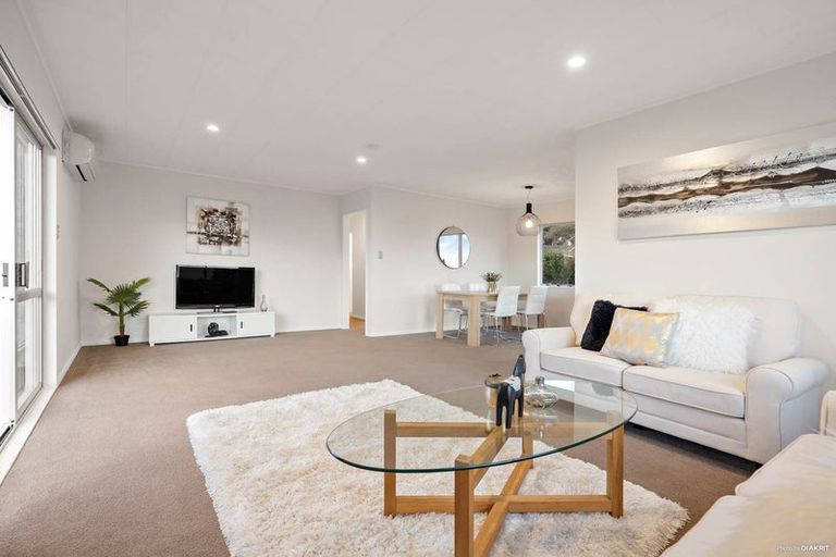 Photo of property in 134 Finlayson Avenue, Clendon Park, Auckland, 2103