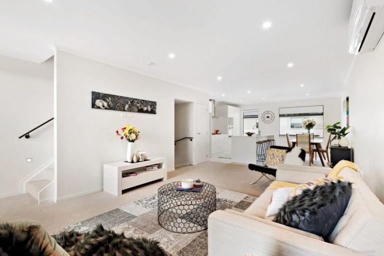 Photo of property in 47 Bonnette Road, Flat Bush, Auckland, 2019