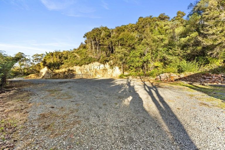 Photo of property in 84 Heretaunga Square, Silverstream, Upper Hutt, 5019