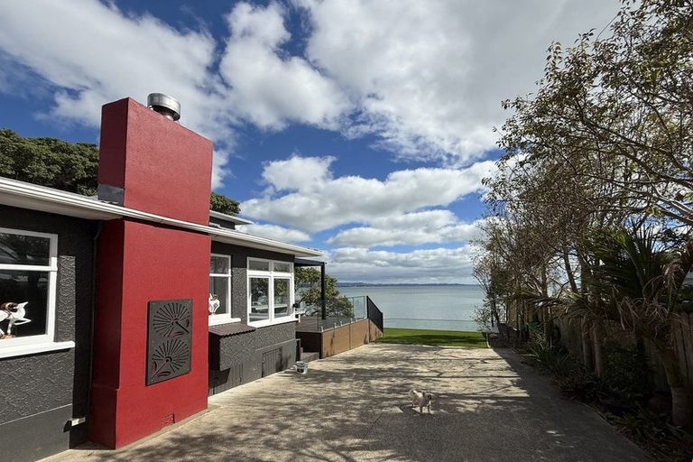 Photo of property in 15 Torkar Road, Clarks Beach, 2122