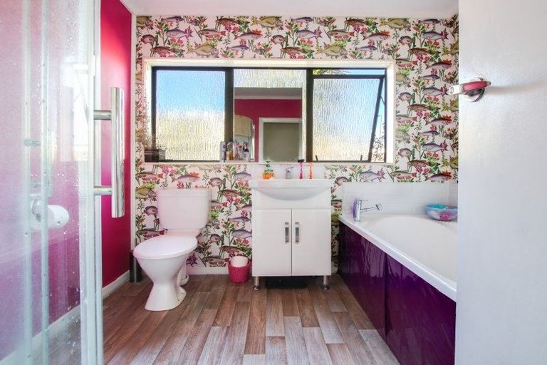 Photo of property in 77 Douglas Mclean Avenue, Marewa, Napier, 4110