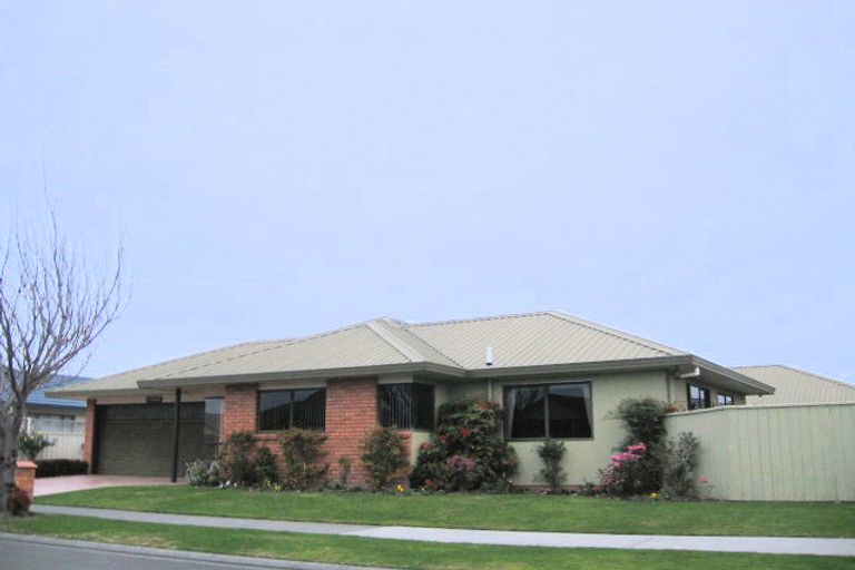 Photo of property in 2/38 Balmoral Street, Taradale, Napier, 4112