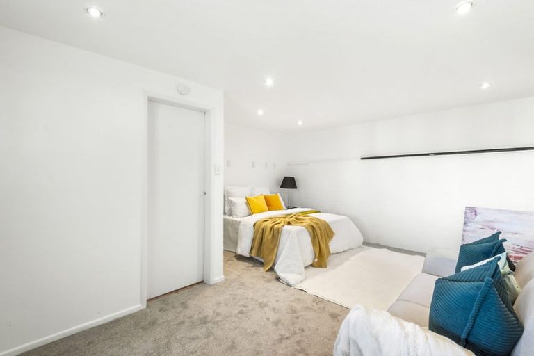 Photo of property in 2/55 Monarch Avenue, Hillcrest, Auckland, 0627