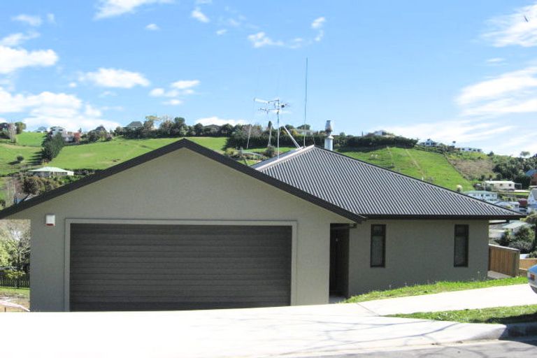 Photo of property in 3 Talbot Place, Welcome Bay, Tauranga, 3112