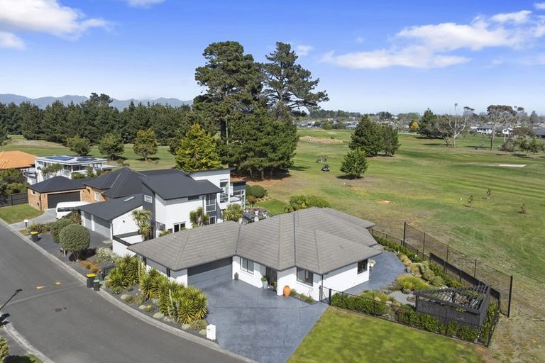Photo of property in 16 Fishermans Rest, Waimairi Beach, Christchurch, 8083
