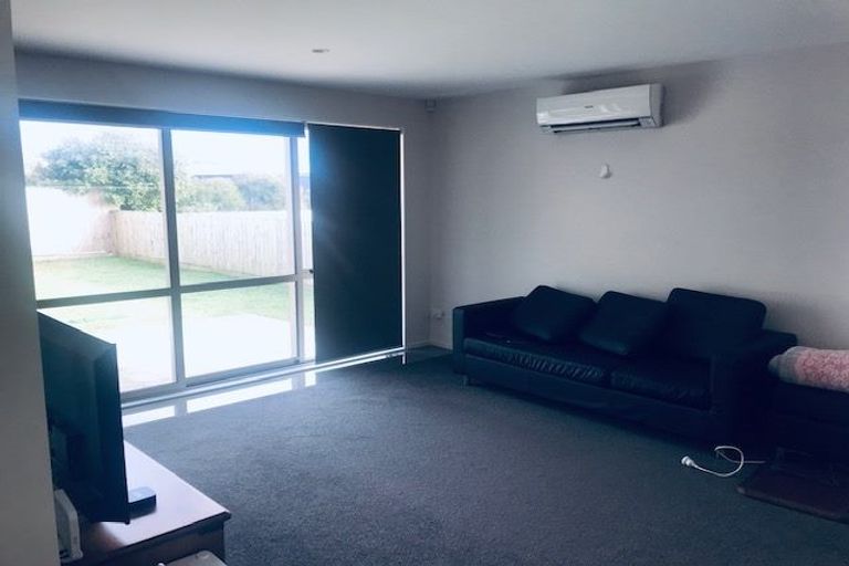 Photo of property in 8 Rooseville Mews, Pukekohe, 2120