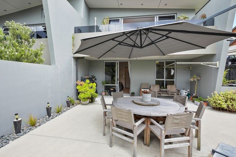 Photo of property in 6/21 Ruakiwi Road, Hamilton Lake, Hamilton, 3204