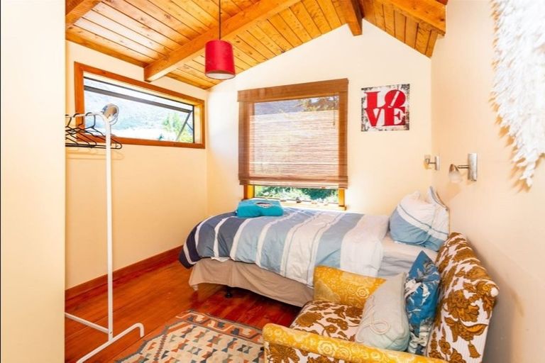 Photo of property in 189 Main Road, Allandale, Lyttelton, 8971