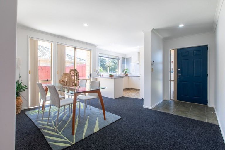 Photo of property in 15 Gardenia Close, Melville, Hamilton, 3206