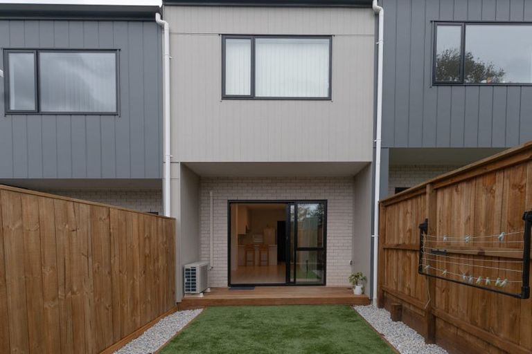 Photo of property in 8/47 Arawa Street, New Lynn, Auckland, 0600