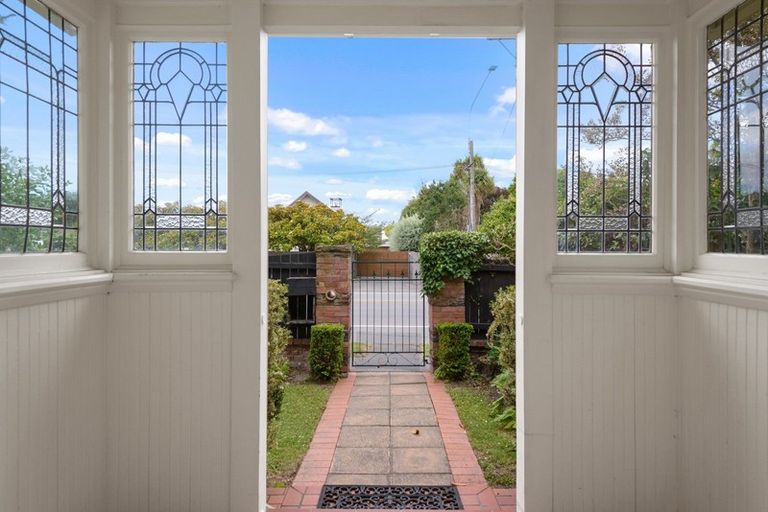 Photo of property in 13 Idris Road, Fendalton, Christchurch, 8052