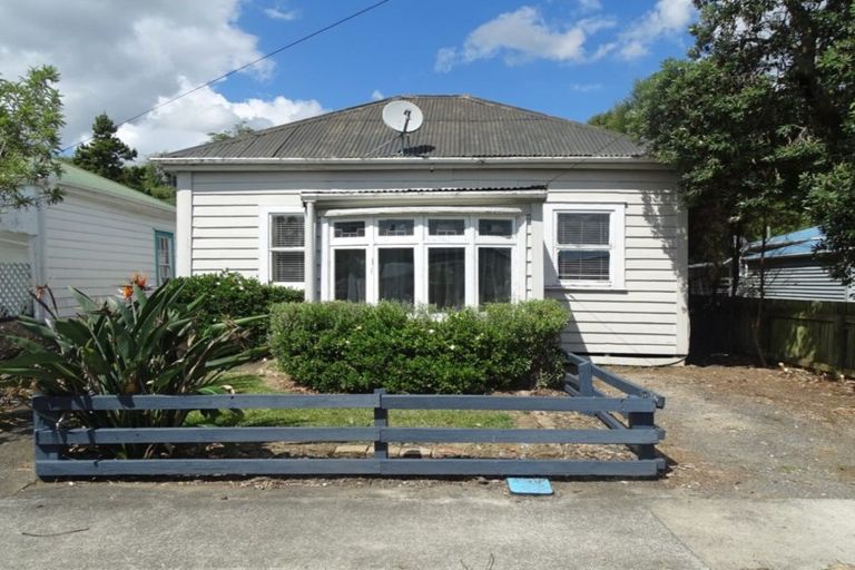 Photo of property in 17 Corbett Street, Paeroa, 3600