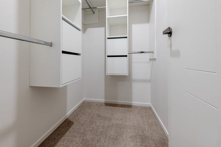 Photo of property in 15 Kapeta Lane, Karaka, 2113