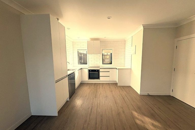 Photo of property in 40a Kervil Avenue, Te Atatu Peninsula, Auckland, 0610