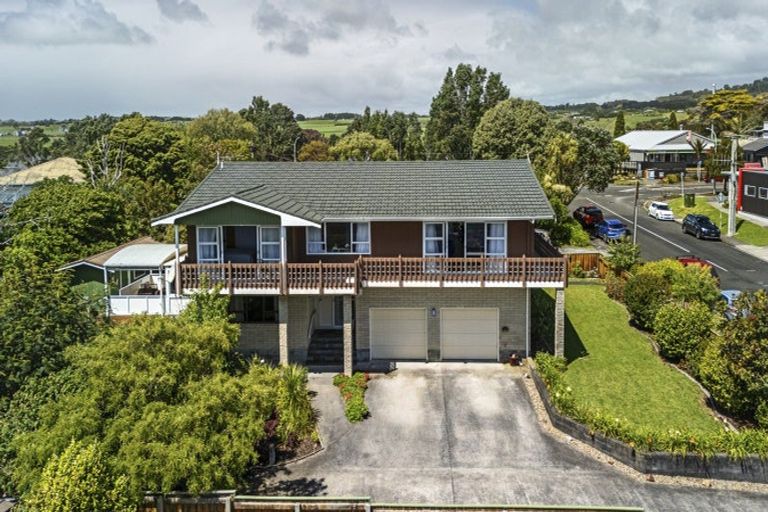 Photo of property in 59 Dixon Street, Oakura, 4314