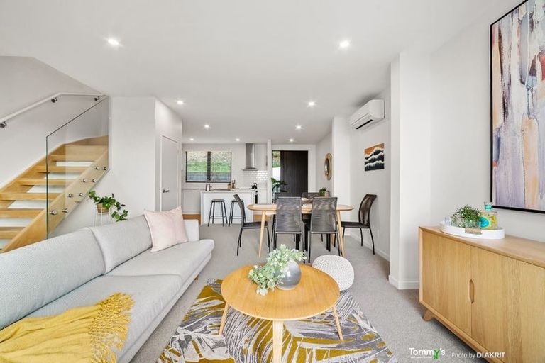 Photo of property in 16/52 High Street, Island Bay, Wellington, 6023