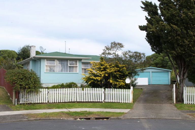 Photo of property in 15 Coptic Place, Mangere East, Auckland, 2024