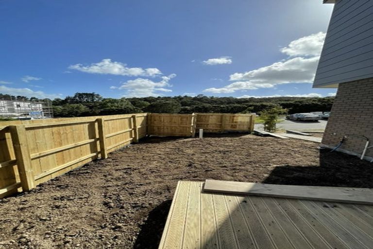 Photo of property in 19a Poruru Close, Papakura, 2110