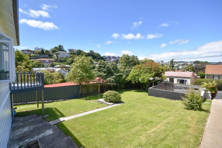 Photo of property in 17 Whitby Street, Mornington, Dunedin, 9011