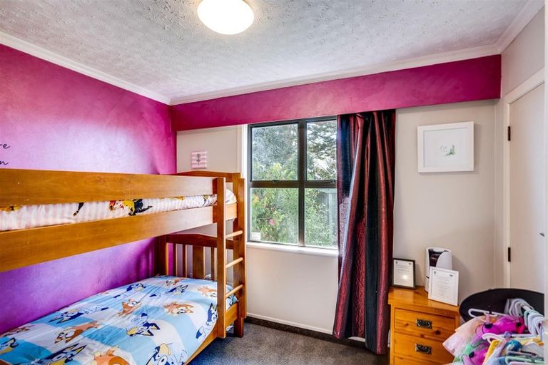 Photo of property in 6 Jarvis Place, Taradale, Napier, 4112